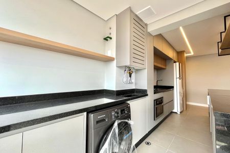 Apartamento para alugar com 68m², 2 quartos e 1 vagaÁrea de Serviço