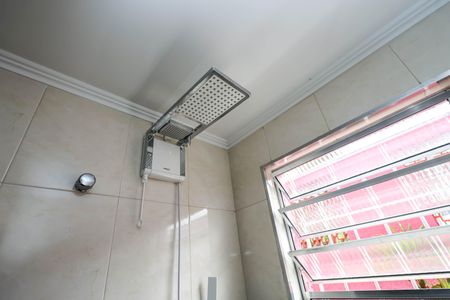 Casa para alugar com 295m², 4 quartos e 2 vagasBanheiro 2