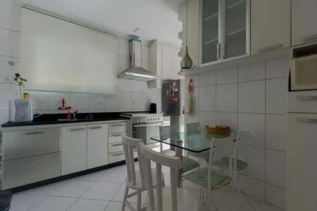 Apartamento à venda com 190m², 4 quartos e 3 vagasFoto 17