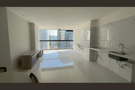 Apartamento à venda com 98m², 3 quartos e 1 vagaSala