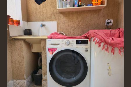 Casa à venda com 134m², 3 quartos e 2 vagasArea de Serviço e Churrasqueira 