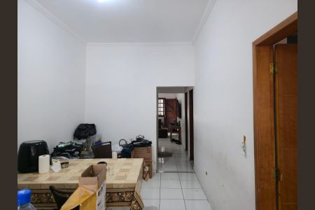 Casa à venda com 134m², 3 quartos e 2 vagasCozinha 