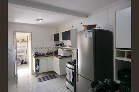 Casa à venda com 134m², 3 quartos e 2 vagasCozinha 