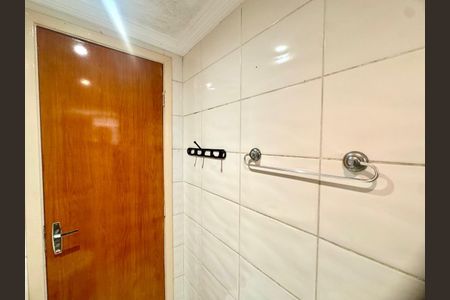 Apartamento para alugar com 55m², 2 quartos e 1 vaga Apartamento para alugar com 55m², 2 quartos e 1 vagaBanheiro