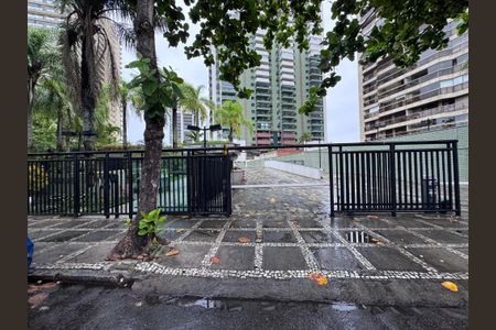 Apartamento para alugar com 101m², 3 quartos e 2 vagas Apartamento para alugar com 101m², 3 quartos e 2 vagasFachada