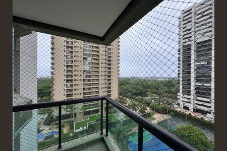 Varanda de apartamento para alugar com 3 quartos, 101m² em Barra da Tijuca, Rio de Janeiro