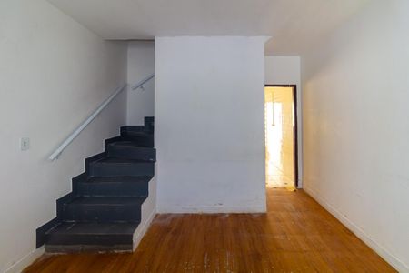 Sala de casa para alugar com 2 quartos, 68m² em Vila Tolstoi, São Paulo