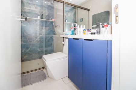 Apartamento à venda com 69m², 2 quartos e 1 vagaBanheiro da Suíte