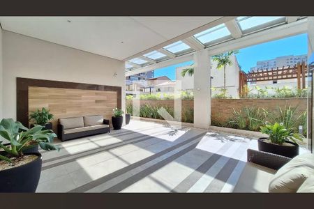 Apartamento à venda com 69m², 2 quartos e 1 vagaÁrea comum 