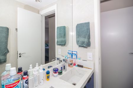 Apartamento à venda com 69m², 2 quartos e 1 vagaBanheiro da Suíte