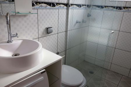 Casa para alugar com 115m², 2 quartos e 6 vagasBanheiro