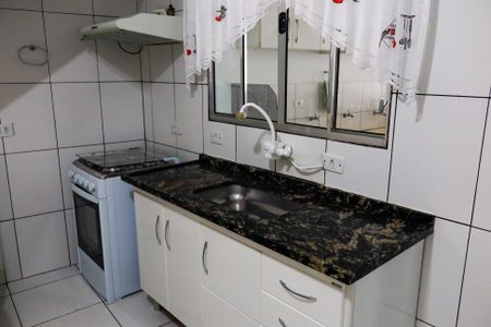 Casa para alugar com 115m², 2 quartos e 6 vagasCozinha