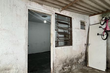 Casa para alugar com 115m², 1 quarto e 2 vagasQuintal