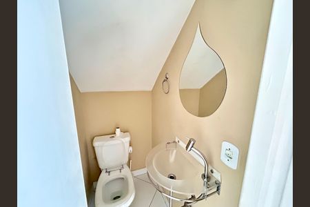 Casa de condomínio para alugar com 70m², 2 quartos e 1 vagaBanheiro 2