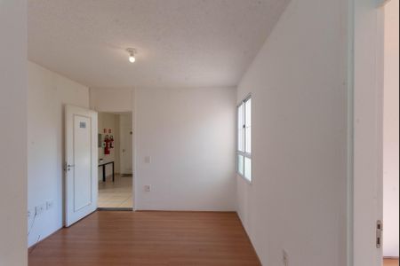 Sala de apartamento para alugar com 2 quartos, 45m² em Jardim do Lago Ii, Campinas