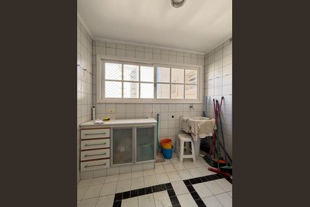 Apartamento para alugar com 130m², 3 quartos e 1 vaga Apartamento para alugar com 130m², 3 quartos e 1 vagaÁrea de Serviço