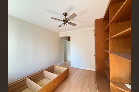 Apartamento para alugar com 130m², 3 quartos e 1 vaga Apartamento para alugar com 130m², 3 quartos e 1 vagaSuíte