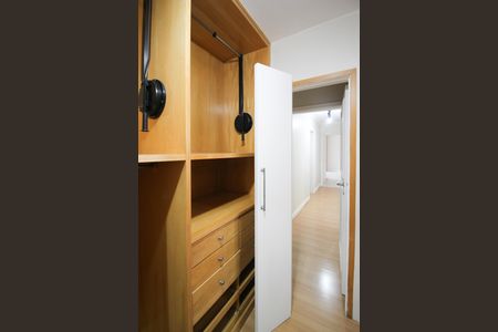 Apartamento para alugar com 130m², 2 quartos e 1 vagaCloset da suíte