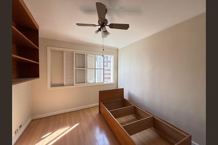Apartamento para alugar com 130m², 3 quartos e 1 vaga Apartamento para alugar com 130m², 3 quartos e 1 vagaSuíte