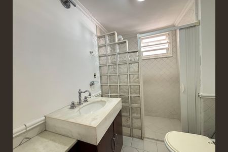 Apartamento para alugar com 130m², 3 quartos e 1 vaga Apartamento para alugar com 130m², 3 quartos e 1 vagaBanheiro social