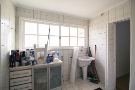 Apartamento para alugar com 130m², 2 quartos e 1 vagaÁrea de Serviço