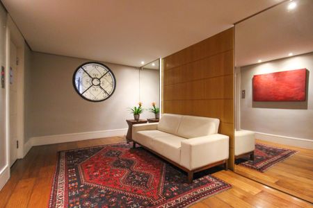 Apartamento para alugar com 130m², 2 quartos e 1 vagaHall