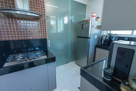 Foto 10 de apartamento à venda com 2 quartos, 75m² em Itapoã, Belo Horizonte