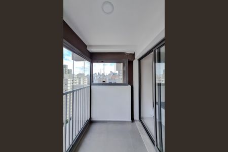 Varanda de kitnet/studio à venda com 1 quarto, 21m² em Vila Mariana, São Paulo
