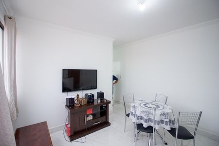 Sala de apartamento para alugar com 2 quartos, 56m² em Parque Maracana, Contagem
