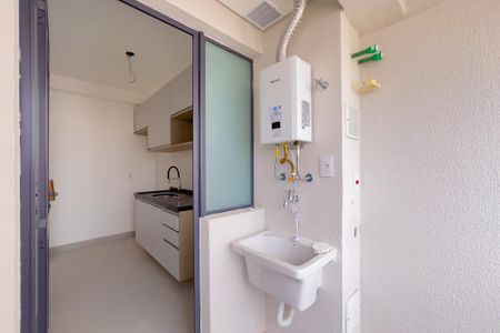 Apartamento para alugar com 68m², 2 quartos e 1 vagaCozinha e área de serviço 