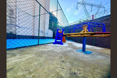Apartamento para alugar com 55m², 2 quartos e 1 vagaÁrea comum - Playground