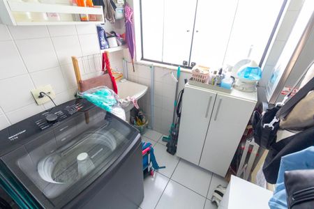 Apartamento à venda com 60m², 2 quartos e 1 vagaÁrea de Serviço