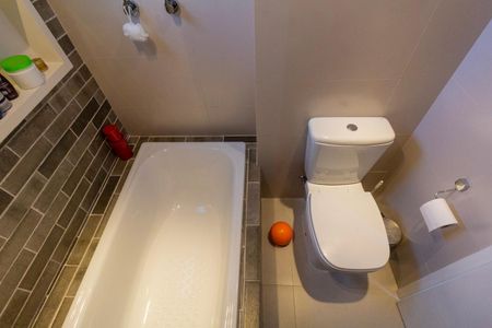 Apartamento à venda com 60m², 2 quartos e 1 vagaBanheiro 2