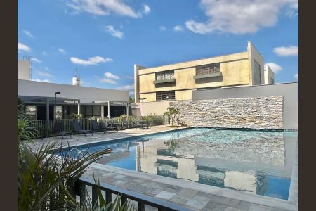 Apartamento à venda com 66m², 2 quartos e 1 vaga Apartamento à venda com 66m², 2 quartos e 1 vagaÁrea comum - Piscina