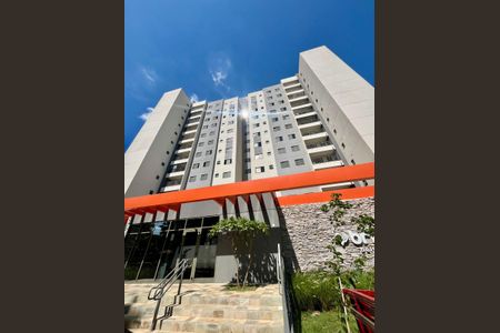 Apartamento à venda com 66m², 2 quartos e 1 vaga Apartamento à venda com 66m², 2 quartos e 1 vagaFachada