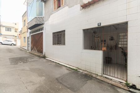 Casa para alugar com 60m², 2 quartos e sem vaga Casa para alugar com 60m², 2 quartos e sem vagaFachada