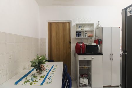 Casa para alugar com 60m², 2 quartos e sem vaga Casa para alugar com 60m², 2 quartos e sem vagaCozinha