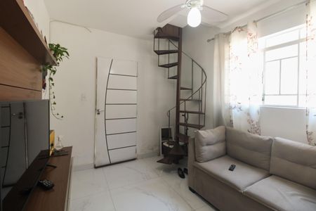 Sala  de casa à venda com 2 quartos, 60m² em Vila Beatriz, São Paulo