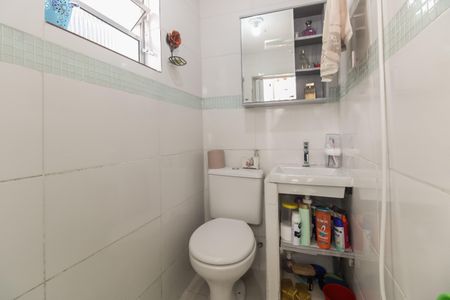 Casa para alugar com 60m², 2 quartos e sem vaga Casa para alugar com 60m², 2 quartos e sem vagaBanheiro