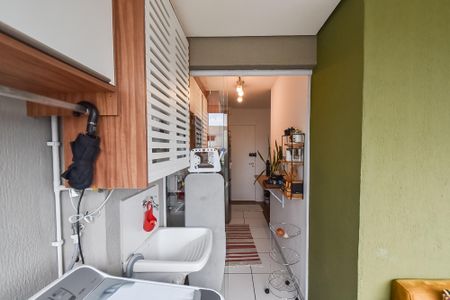 Apartamento à venda com 60m², 2 quartos e 1 vaga Apartamento à venda com 60m², 2 quartos e 1 vagaÁrea de serviço