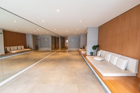 Apartamento à venda com 60m², 2 quartos e 1 vaga Apartamento à venda com 60m², 2 quartos e 1 vagaHall social