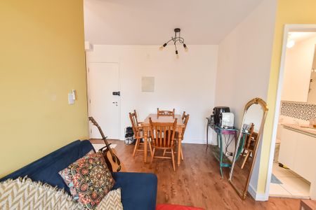 Apartamento à venda com 60m², 2 quartos e 1 vaga Apartamento à venda com 60m², 2 quartos e 1 vagaSala