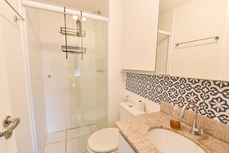 Apartamento à venda com 60m², 2 quartos e 1 vaga Apartamento à venda com 60m², 2 quartos e 1 vagaBanheiro