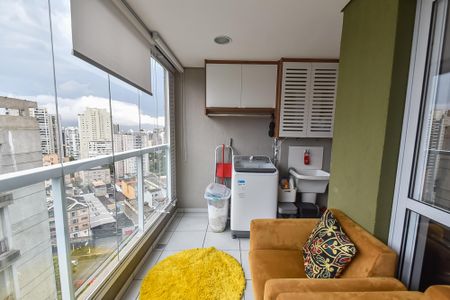 Apartamento à venda com 60m², 2 quartos e 1 vaga Apartamento à venda com 60m², 2 quartos e 1 vagaVaranda