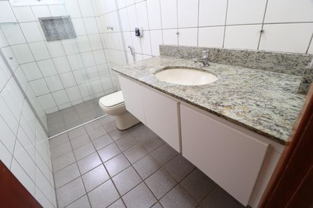Apartamento para alugar com 100m², 3 quartos e 1 vagaBanheiro do Quarto 3