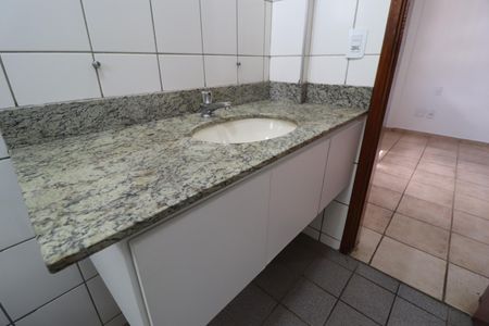 Apartamento para alugar com 100m², 3 quartos e 1 vagaBanheiro do Quarto 3