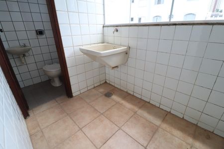 Apartamento para alugar com 100m², 3 quartos e 1 vagaÁrea de Serviço