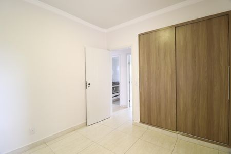 Quarto 2 de apartamento para alugar com 3 quartos, 100m² em Tabajaras, Uberlândia