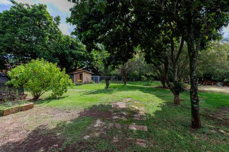 Casa de condomínio para alugar com 3818m², 4 quartos e 6 vagasarea verde