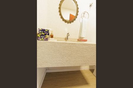 Casa de condomínio para alugar com 3818m², 4 quartos e 6 vagasLavabo